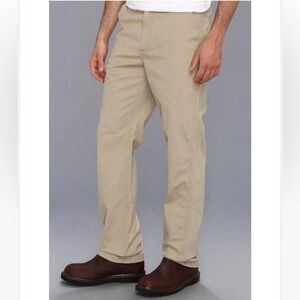 CARHARTT MEN'S RUGGED WORK KHAKI RELAXED FIT - FIELD KHAKI 30x34